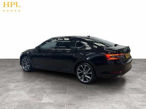 Skoda Superb 1.5 TSI ACT SportLine Plus Hatchback 5dr Petrol DSG Euro 6 (s/s) (150 ps) C 5