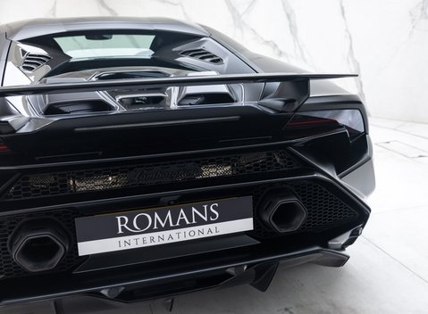 Lamborghini Huracan Tecnica 34