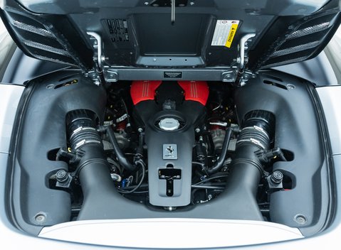 Ferrari 488 Spider 37