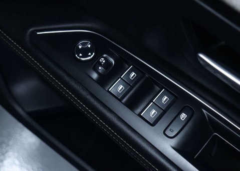 Peugeot 5008 1.6 PureTech GT SUV 5dr Petrol EAT Euro 6 (s/s) (180 ps) 37