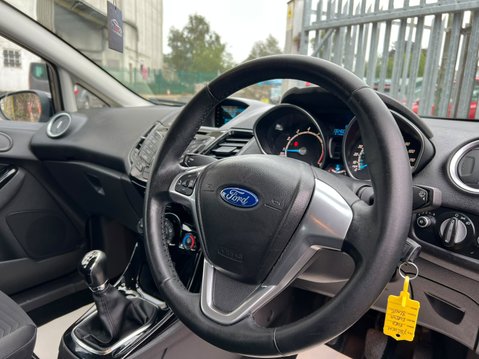 Ford Fiesta ZETEC 37
