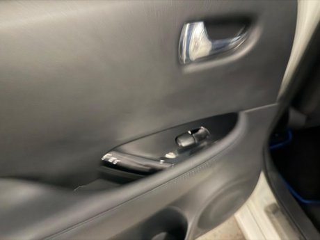 Nissan LEAF 40kWh Tekna Auto 5dr 17