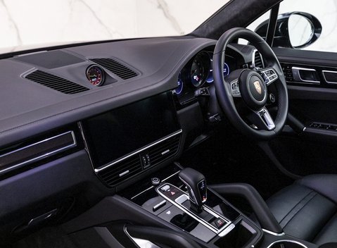 Porsche Cayenne Turbo S E-Hybrid 16