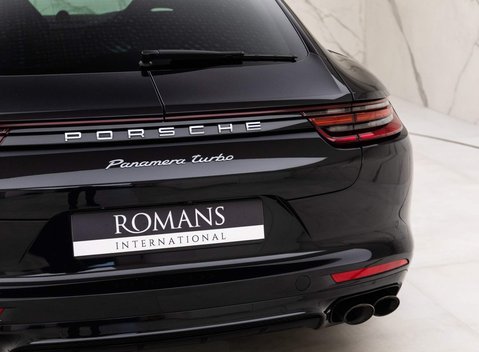 Porsche Panamera TURBO PDK 22