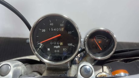 Suzuki Marauder GZ 2009 RUNNING PROJECT CRUISER BIKE SPARES OR REPAIR 125CC 24