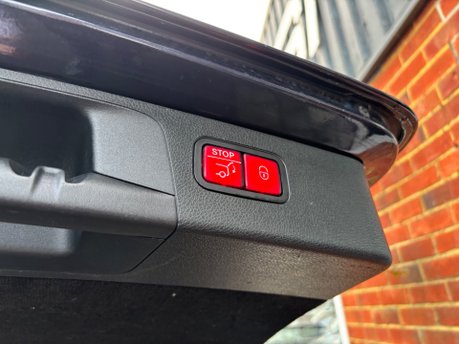 Mercedes-Benz E Class 2.0 E220d AMG Line (Premium Plus) Estate 5dr Diesel G-Tronic+ Euro 6 (s/s) 16