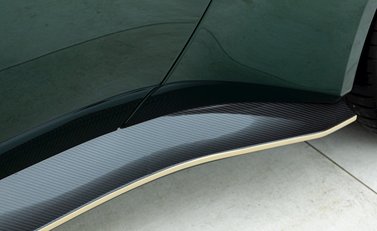 Aston Martin V12 Vantage 29