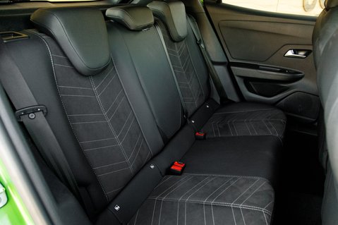 Vauxhall Mokka ULTIMATE 32