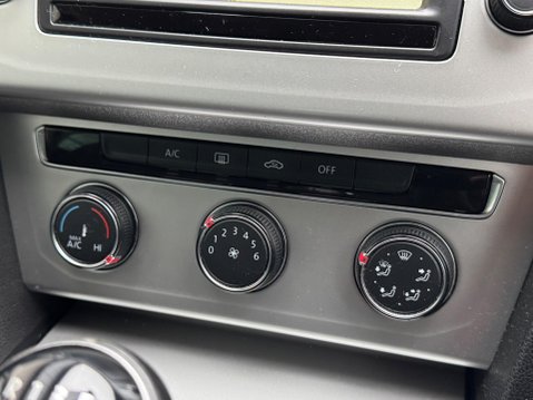 Volkswagen Passat 2.0 TDI BlueMotion Tech SE Business Euro 6 (s/s) 5dr 22