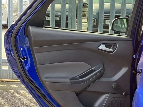 Ford Focus 1.6 Focus Zetec TDCI 5dr 41