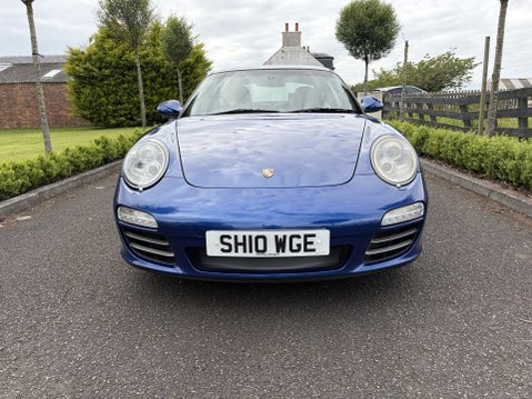 Porsche 911 CARRERA 4S 5