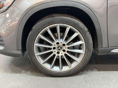 Mercedes-Benz GLA 1.6 GLA180 AMG Line Edition SUV 5dr Petrol 7G-DCT Euro 6 (s/s) (122 ps) 46