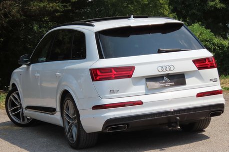 Audi Q7 3.0 TDI V6 50 Black Edition SUV 5dr Diesel Tiptronic quattro Euro 6 (s/s) ( 6