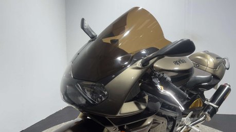 Aprilia SL1000 Falco 2004 ONLY 22K RUNS AND RIDES GREAT NEW MOT 1000CC V TWIN TOURER BIKE 39