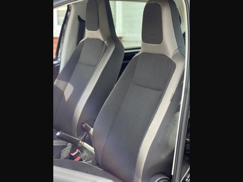Volkswagen Up 1.0 High up! ASG Euro 5 5dr 14