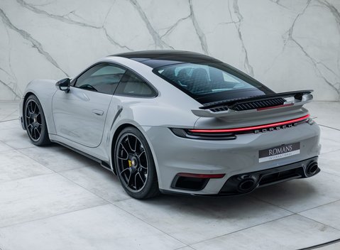 Porsche 911 Turbo S 9