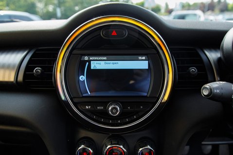 Mini Hatch COOPER EXCLUSIVE 26
