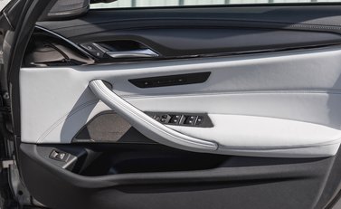 BMW M5 Competition 21