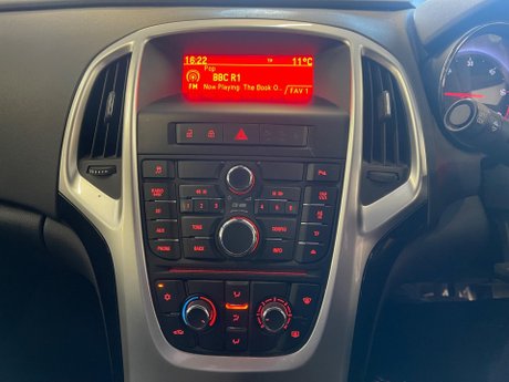 Vauxhall Astra 2.0 CDTi SRi Auto Euro 5 5dr 24