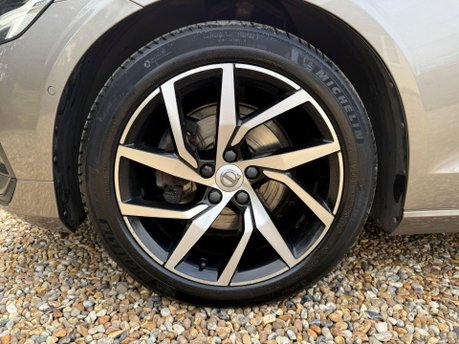 Volvo V60 2.0 D4 Momentum Auto Euro 6 (s/s) 5dr 14