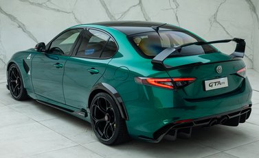 Alfa Romeo Giulia GTAm 12