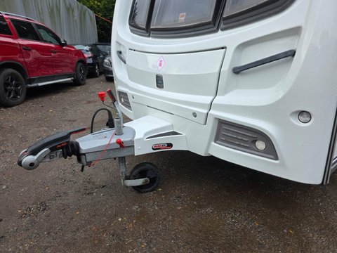 Coachman Pastiche 560/4 10