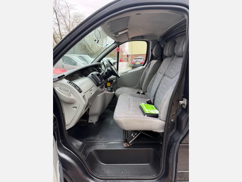 Renault Trafic 2.0 TD dCi LL29 Extra L3 H1 4dr 38