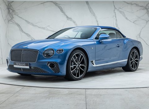 Bentley Continental GTC W12 First Edition 11