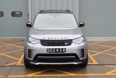 Land Rover Discovery DEMO MODEL COMMERCIAL DYNAMIC HSE WITH GENUINE REAR SEATS STYLED BY SEEKER 