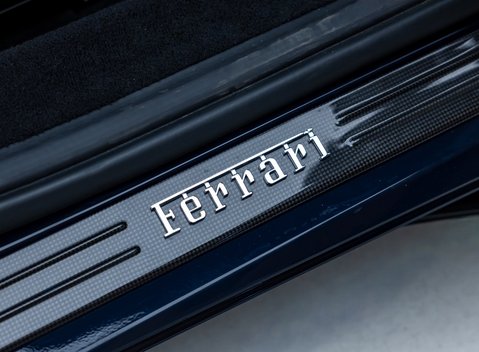 Ferrari F8 SPIDER 30