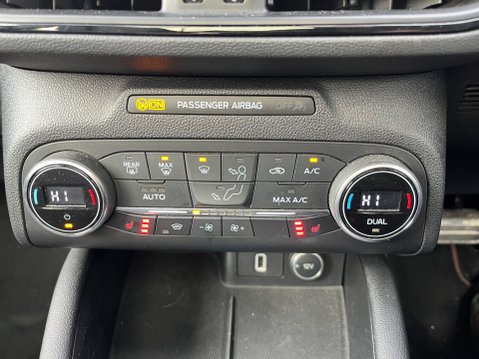 Ford Focus 1.5 182 ST-LINE X AUTOMATIC 22