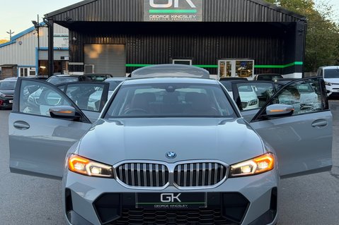 BMW 3 Series 330E M SPORT PHEV -TACORA RED LEATHER -COMF/VIS PACKS -HARMAN KARDON -VATQ 18