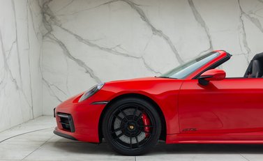 Porsche 911 Targa 4 GTS (992) 44