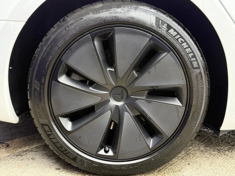 Tesla Model 3 Saloon 4dr Electric Auto RWD (208 ps) 14