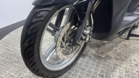 Kymco Agility City 125 2019 12K NEW MOT SERVICED RIDES WELL 125CC LEARNER SCOOTER 16