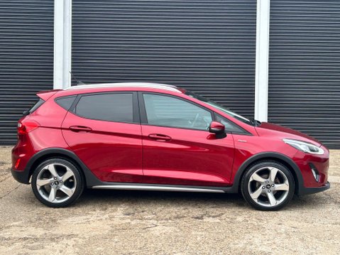 Ford Fiesta ACTIVE X 4
