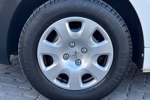 Peugeot Partner 850 L1 SE ATV 90 ps Hdi Panel Van 28