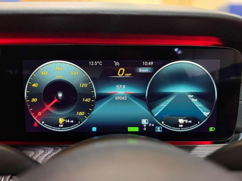 Mercedes-Benz E Class 2.0 E300de 13.5kWh AMG Line Saloon 4dr Diesel Plug-in Hybrid G-Tronic+ Euro 56