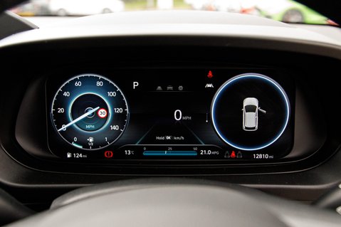 Hyundai BAYON T-GDI SE CONNECT DCT MHEV 14