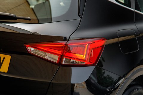 SEAT Arona ECOTSI XPERIENCE 9
