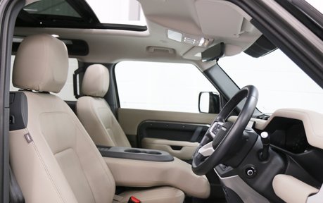 Land Rover Defender XS Edition MHEV P400 - 6 Seats, 11.4 Screen and Superb Specification 27