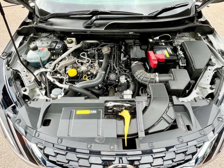 Nissan Qashqai 1.3 Qashqai N-Connecta DiG-T MHEV 5dr 