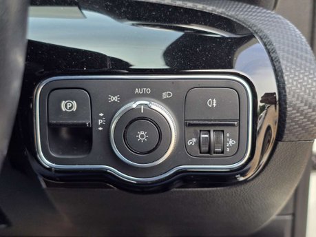 Mercedes-Benz A Class 1.3 A180 SE Hatchback 5dr Petrol 7G-DCT Euro 6 (s/s) (136 ps) 40