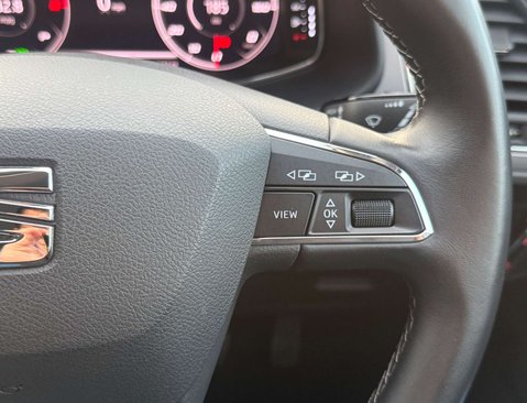SEAT Leon 2.0 Leon Xcellence Luxury TSi Semi-Auto 5dr 22