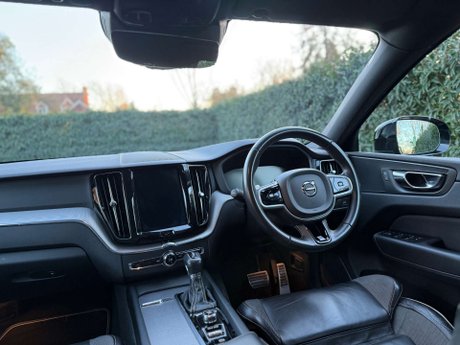 Volvo XC60 2.0 T5 R-Design Auto AWD Euro 6 (s/s) 5dr 20