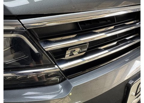 Volkswagen Tiguan 2.0 TDI R-Line SUV 5dr Diesel DSG 4Motion Euro 6 (s/s) (150 ps) 14