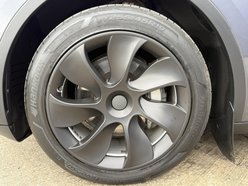 Tesla Model Y SUV 5dr Electric Auto RWD (346 ps) 17