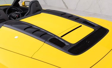 Audi R8 V10 Spyder 25