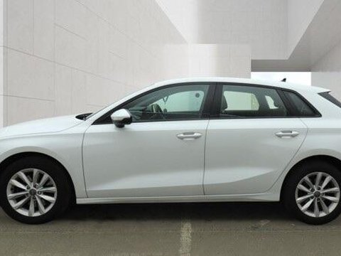 Audi A3 1.5 TFSI 35 Technik Sportback Euro 6 (s/s) 5dr 3