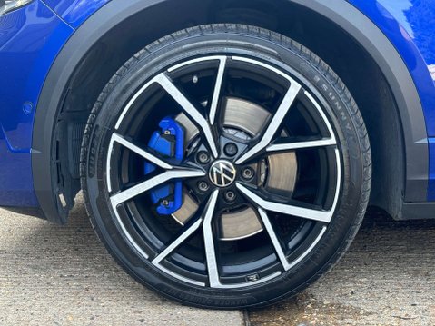 Volkswagen T-Roc 2.0 T-Roc R TSi 4Motion Semi-Auto 4WD 5dr 41